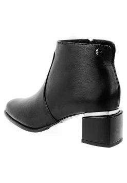 PRIMA MODA Promos ALVIANO - Boots à talons bottines rond femme -myMo Soldes 9eca3ab8af574c7a937e899ddfa61dfa